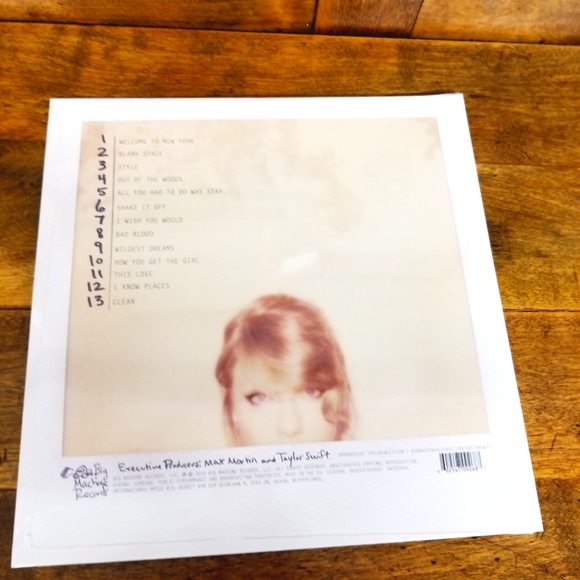 Brand New and Sealed Taylor Swift 1989 Vinyl LP - Picture 2 of 2